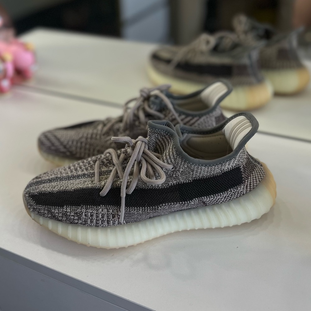 Adidas Yeezy Boost 350 Zion - Cream, Gray, and Black. Size 6 1/2US W.
